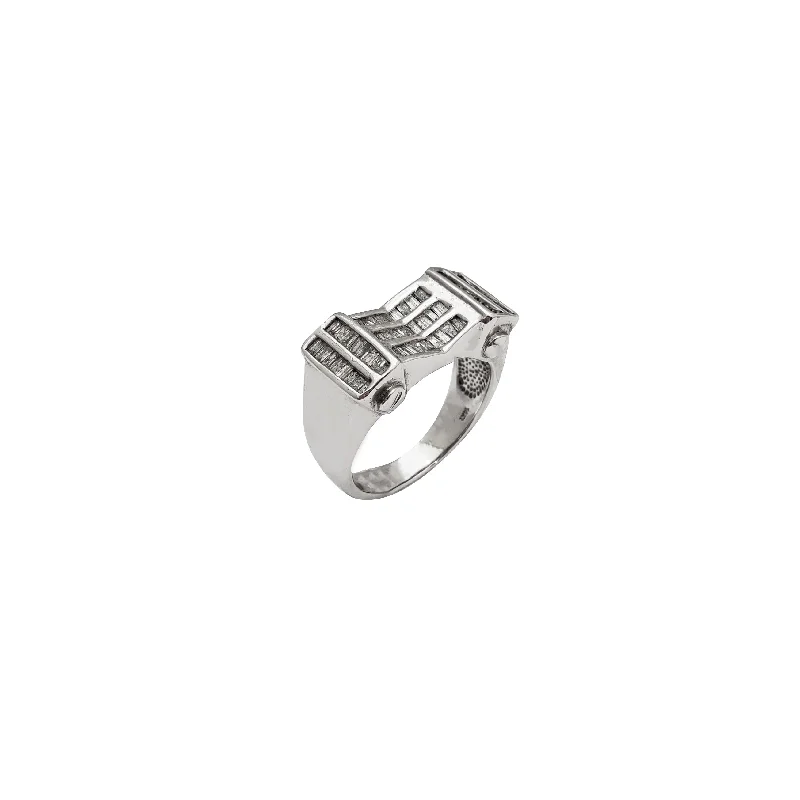 Fashionable Chunky Ring for Bold Look-Concave Design Diamond Ring (14K)