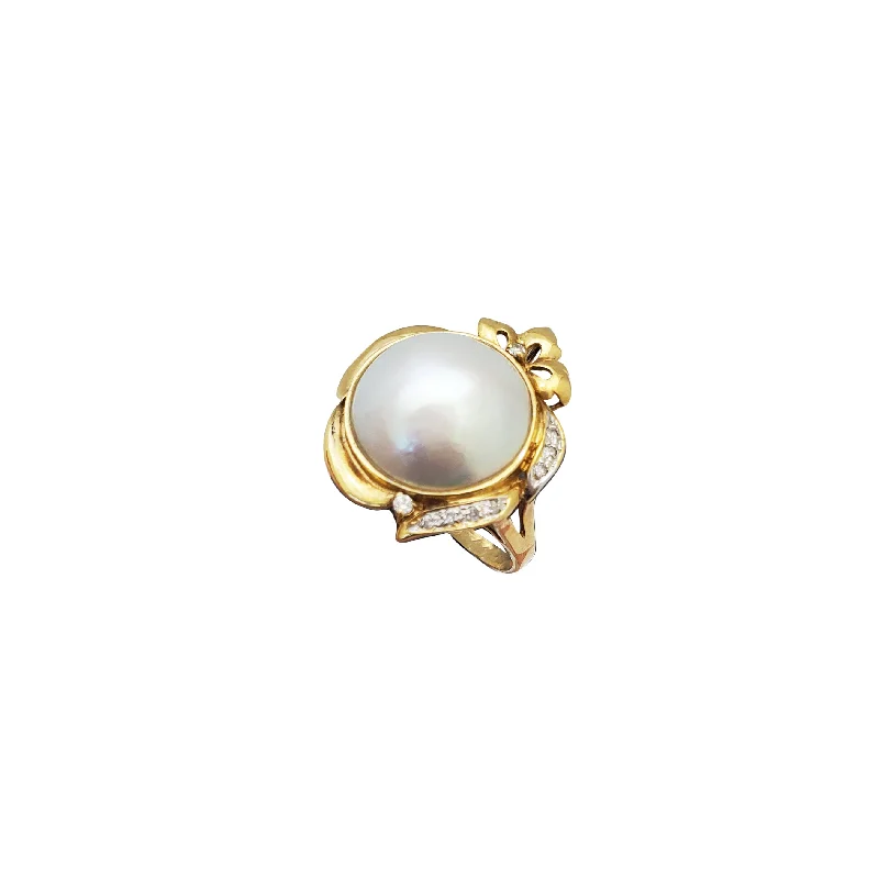 Elegant Sapphire Ring for Weddings-Apple Pearl Diamond Ring (14K)