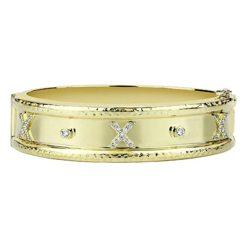 Luxury Gold Bangles with Emerald Accents-Bangle - Diamond