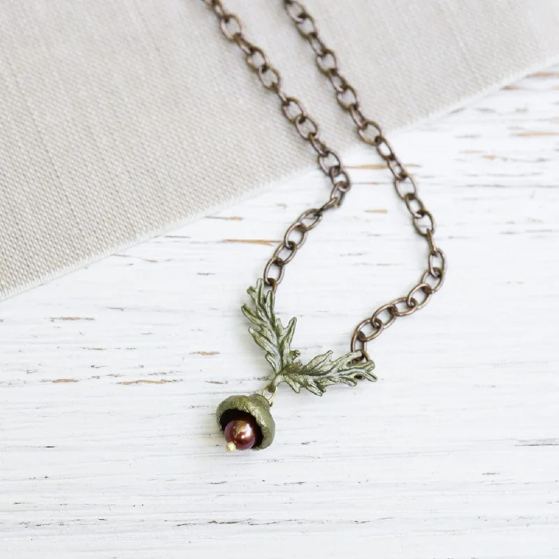 Heart Shaped Pendant Necklace for Valentine’s Day-Acorn Chain with Pearl Necklace