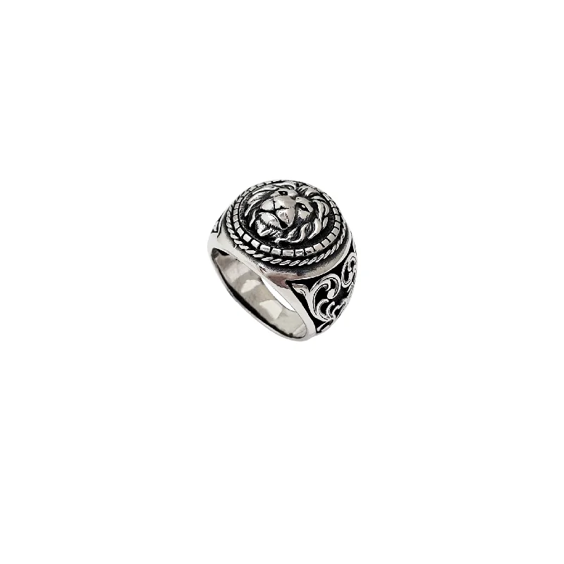 Unique Wedding Ring with Custom Design-Antique Look Lion Head Ring (Silver)