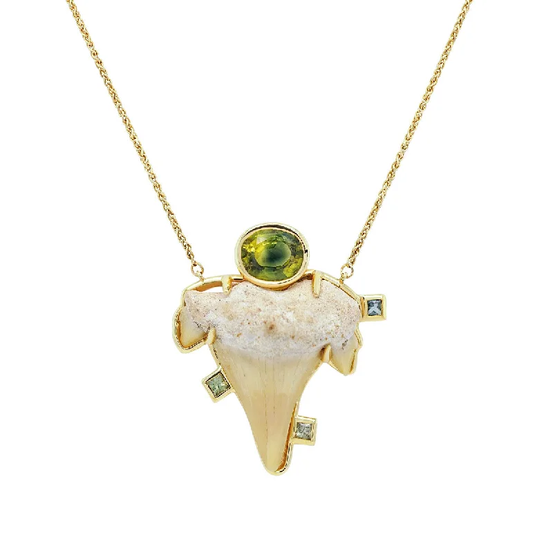 Customizable Diamond Necklace for Women-Shark Bite Necklace | Sapphire