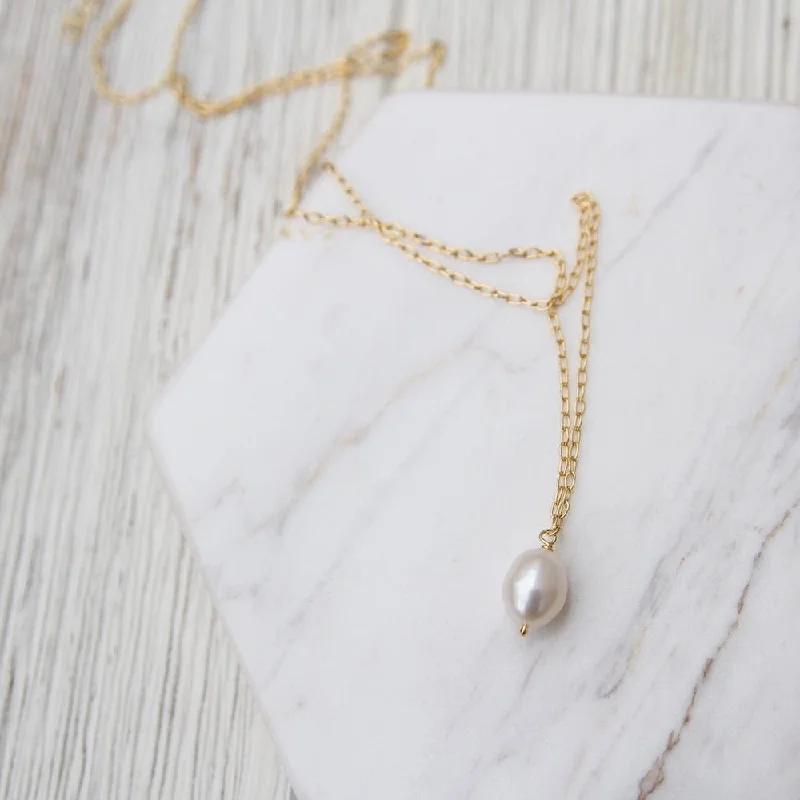 Simple Gemstone Necklace for Casual Wear-Big Pearl on Chain Necklace - Gold Vermeil