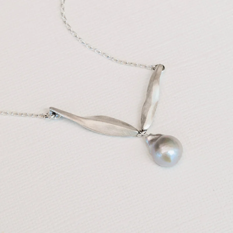 Custom Nameplate Necklace for Gifts-Dew Drop Necklace